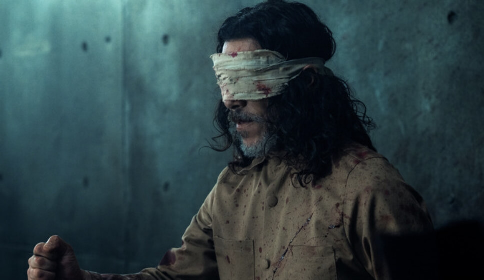 "The Platform 2019 Netflix movie poster with psychological thriller theme"